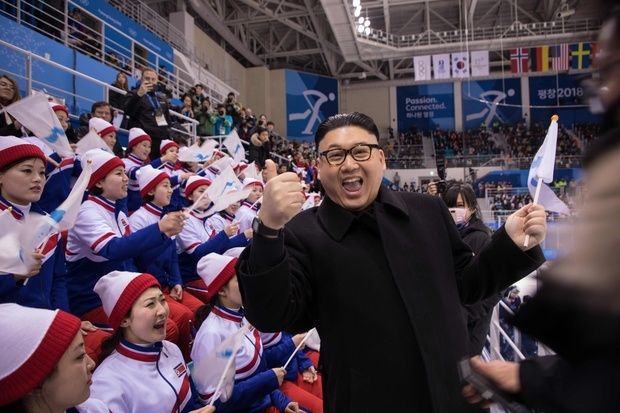 韓国人「金正恩そっくりさんの登場に、命がけで笑いをこらえる北朝鮮応援団をご覧ください」