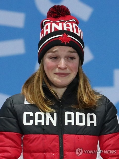 【平昌五輪】韓国人にSNSを荒らされたカナダ代表選手、表彰台で泣いてしまう・・・