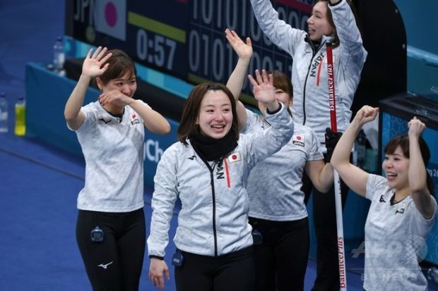 韓国人「平昌女子カーリング、日本が英国を破り銅メダル！おめでとう藤澤＆吉田選手」