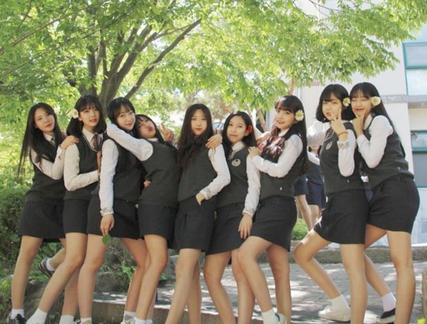 韓国人「韓国の高3女子高生の写真を偏見なしにまとめてみた」