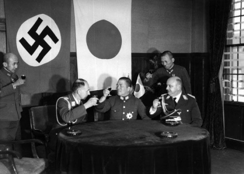 中国人「日本はファシズム国家に向かっている」