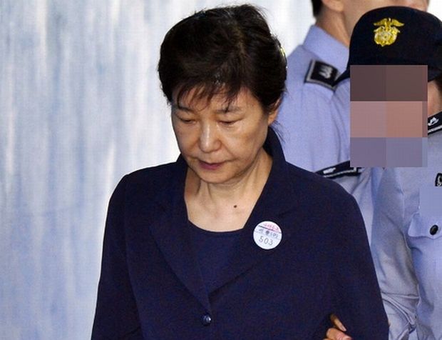 韓国人「”文在寅は覚悟しておけ”…韓国野党第一党が朴槿恵生中継裁判について立場表明」