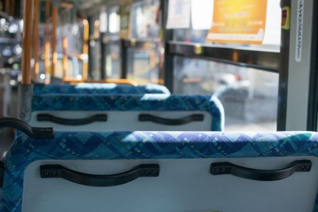 韓国人「バス車内のマナーで見る、日本人女性 vs 韓国人女性」
