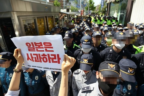 【ハンギョレ新聞】　行き場を失った釜山強制徴用労働者像