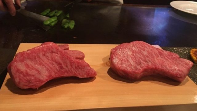 大阪で食べた600ドルの神戸牛ステーキ（海外の反応）