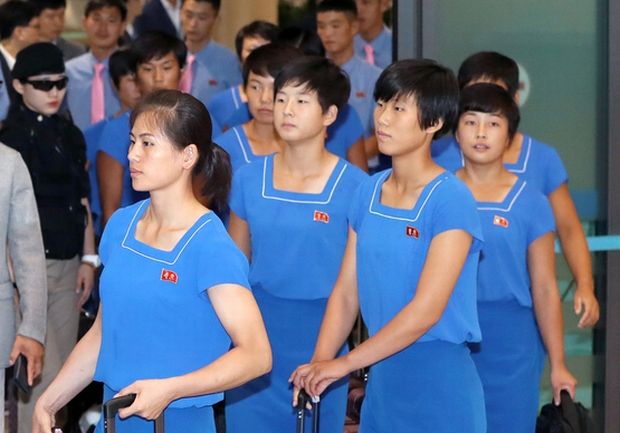 韓国人「アジア大会で南北単一チームとして出場する北朝鮮選手団が韓国入国」