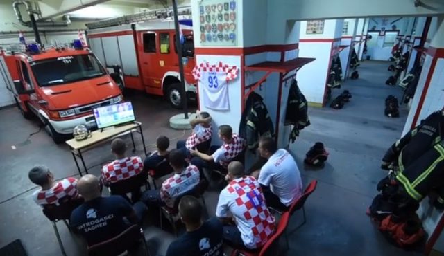 クロアチアの消防士たちがW杯観戦中に出動する様子に称賛集まる （海外の反応）
