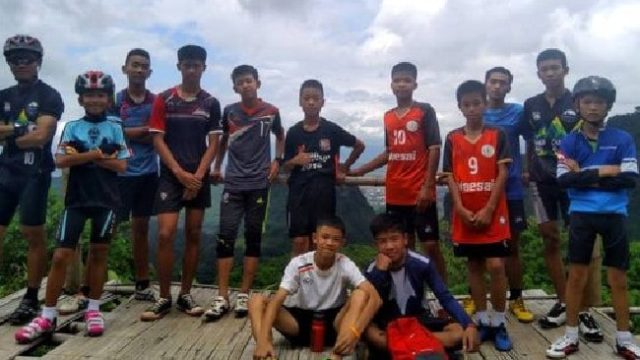 タイの洞くつで行方不明になっていた少年ら13人を無事発見(海外の反応)