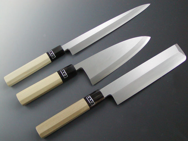 日本の包丁は日本刀よりも鋭いことを今日初めて学んだ（海外の反応）