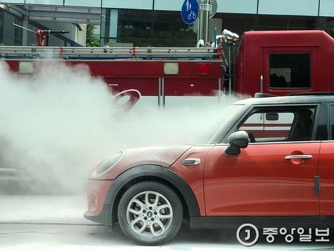 【韓国】 「燃える車」汚名のＢＭＷ、今度はミニクーパーで火災