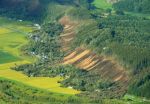 韓国人「北海道の山が地震によって、とんでもないことになってる件」