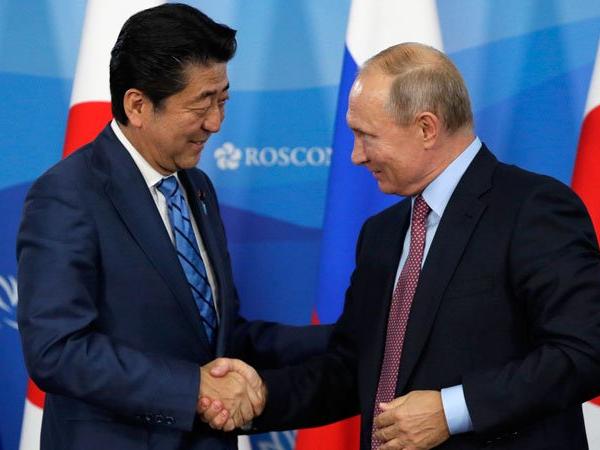 ロシアが日本に年内の平和条約締結を提案（海外の反応）