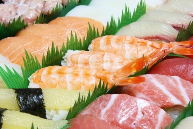 韓国人「寿司を100貫食べた日本人女性の胃を調べてみた結果…」