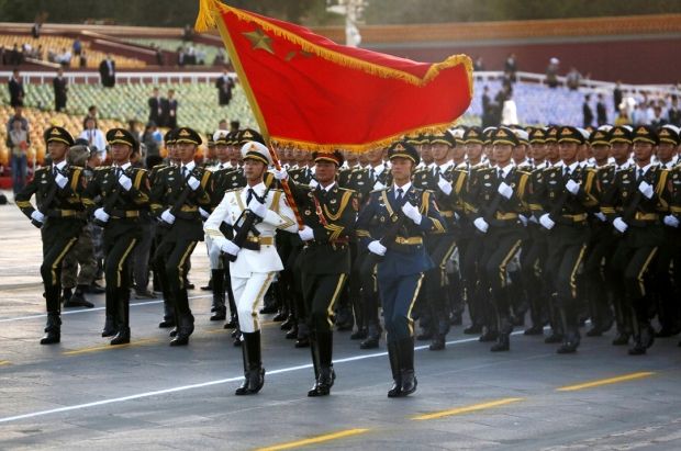 韓国人「尋常ではない中国の軍事パレードの練習風景をご覧ください」