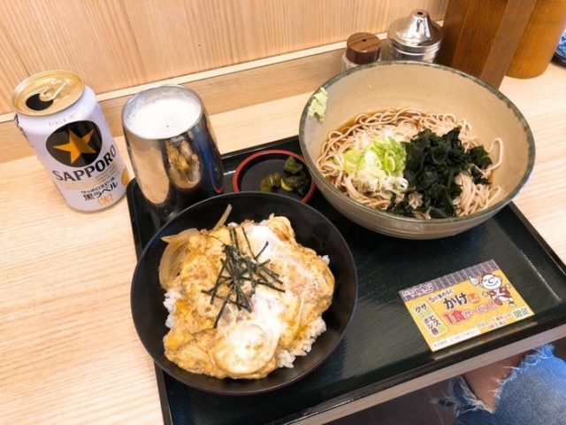 日本でカツ丼と冷たい蕎麦を食べた（海外の反応）