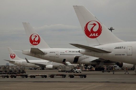 オーバーブッキングで日本航空のフライトが欠航(海外の反応)