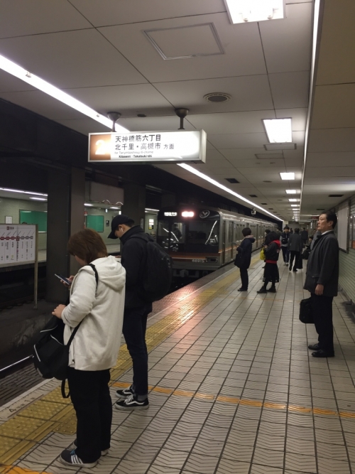 韓国人「日本の地下鉄は昔の韓国の地下鉄のようですね…」
