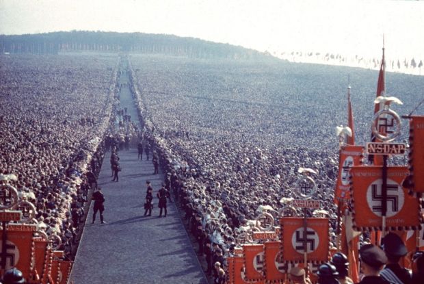 韓国人「まるで映画の世界…ナチスドイツ全盛期の写真を見てみよう」