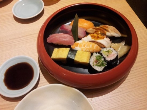 韓国人「日本の現地の寿司は本当にレベルが違う感じです」
