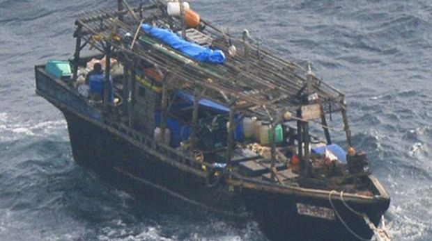 韓国人「日本近海で遭難した北朝鮮漁船、日本の救助を拒否するｗｗｗｗ」