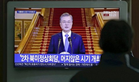 【韓国】文大統領「日本も不満はあっても、基本的にはどうしようもないという認識を持たなければいけない」