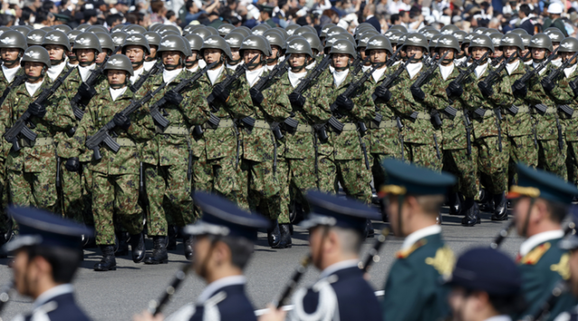 若者たちが国を守らないなら日本はどうやって自分たちを守るつもりなの？（海外の反応）