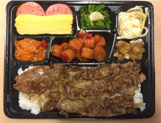 韓国人「日本の次に美味しそうな韓国のコンビニの食べ物を見てみよう」
