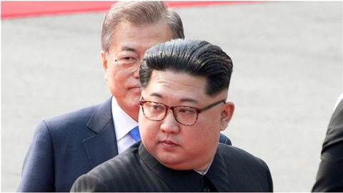 【韓国】文在寅、北朝鮮にハシゴを外され窮地「南朝鮮はプレイヤーであって米朝の仲裁者ではない」