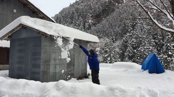画期的な日本の雪下ろしアイテム（海外の反応）