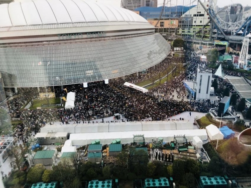 韓国人「東京ドームのTWICEのグッズ販売の客の列が凄い」