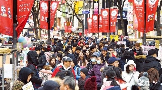 韓国人「韓国滅びた…予想以上の出生率の低下により、人口減少が10年早まるｗｗｗｗ」