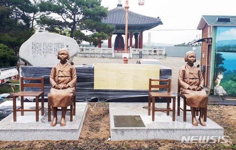【韓国】坡州・臨津閣に『双子の少女像』･･･除幕式に日本人も参加