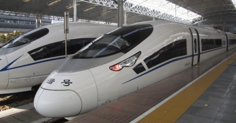 中国人「日本の新幹線と中国の高速鉄道を全方位から客観的に詳細に比較」　中国の反応