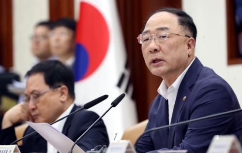 韓国人「遅すぎる…」「ようやく気付いた。大韓民国は滅ぶ。」　韓国副首相「日本規制した100個の核心品目に集中投資…5年以内に供給安定」