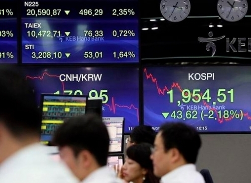 韓国人「韓国株式市場、今日だけで飛んだ時価総額に涙が止まらない…！」「これもフェイクニュースなんだろ…？」