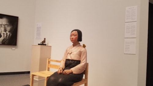 韓国人「日本は全世界的にも恥を晒してるんだな」　表現の不自由展「少女像」展示中止に、世界各国の作家たち「私の作品も抜け」【あいちトリエンナーレ】