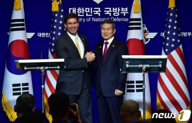 韓国国防長官「GSOMIA終了を望まないが、現在のところそれ以外の他の変化は見られない」＝韓国の反応