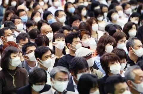 中国人「日本の女の子はなぜマスクを好むのか？100人の女の子にマスクを外す前と後の顔を見せてもらったら真相がわかった…」　中国の反応