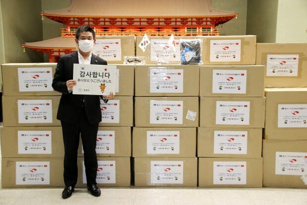 この時局に…日本に防疫物品を支援した慶州市長に批判殺到＝韓国反応