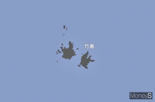 韓国人「ヘイSiri、独島は誰の領土だ？」　iOS14「…（韓国語ウィキペを表示）」　日本人「ヘイSiri、竹島は誰の領土？」　iOS14「…（日本外務省の竹島ページを表示）」