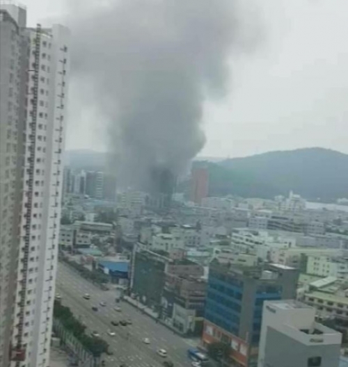 【速報】韓国人「義王プラスチック容器製造工場で大火災…なぜ韓国の化学工場は燃えるのか…」