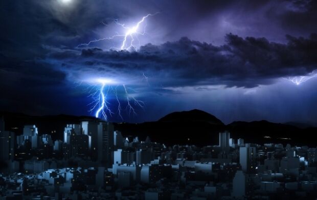 韓国人「雷が作った自然の芸術をご覧ください」