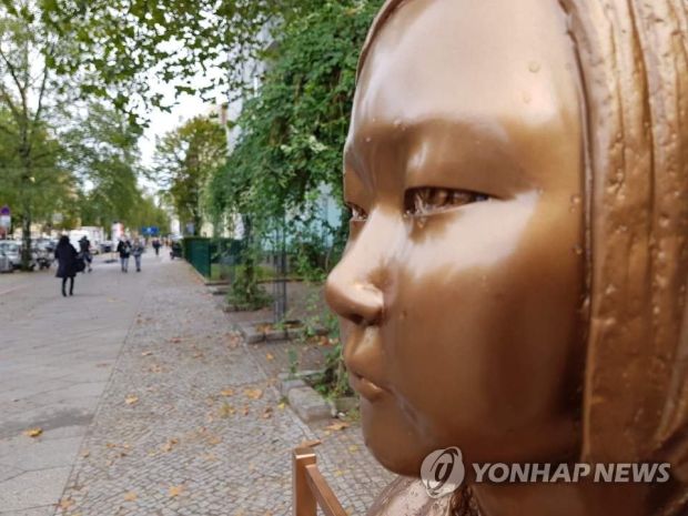日本の右翼陣営、ドイツの少女像撤去の決定に歓喜…「韓国の悪質な反日行為の芽は摘まなければならない」＝韓国の反応