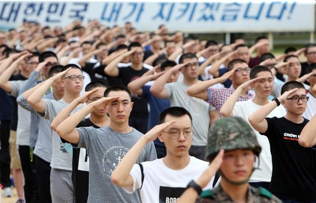 韓国国民の61％、徴兵制をやめて募兵制導入に賛成＝韓国の反応