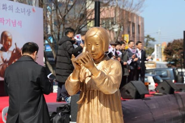 少女像移転を要求した近隣商人たち…「少女像が地域の発展を阻害している」＝韓国の反応