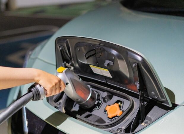 世界は「脱ガソリン車」の流れ…日本も新車販売禁止推進＝韓国の反応