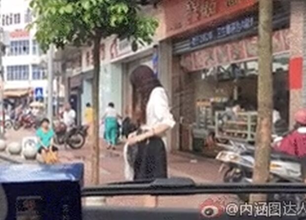 韓国人「街頭で見かけた女性ナンバーワンはこの人だ」
