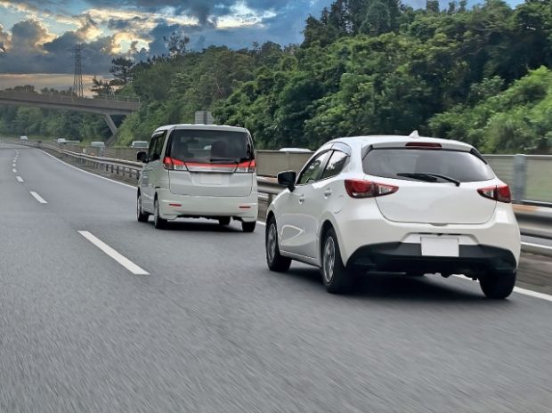 韓国人「日本の報復運転防止対策」