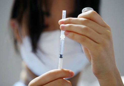 【悲報】ワクチンを薄めたりでメチャクチャな接種してる韓国、案の定、接種後に死にまくる…