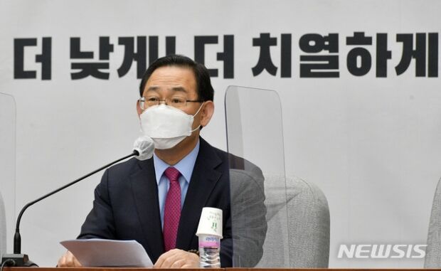 韓国野党「文大統領、日本のようにファイザーワクチン1億回分もらって来い」＝韓国の反応
